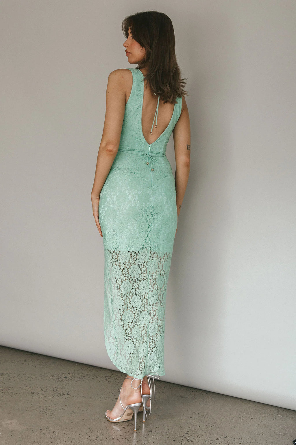 Piece Of Me Plunging Neckline Lace Dress Pistachio