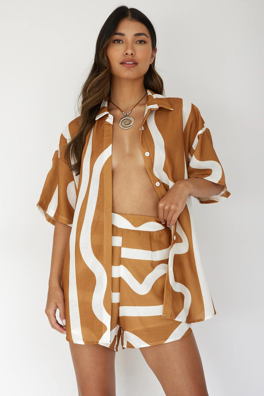 Cora Elastic Waist Shorts Print Tan