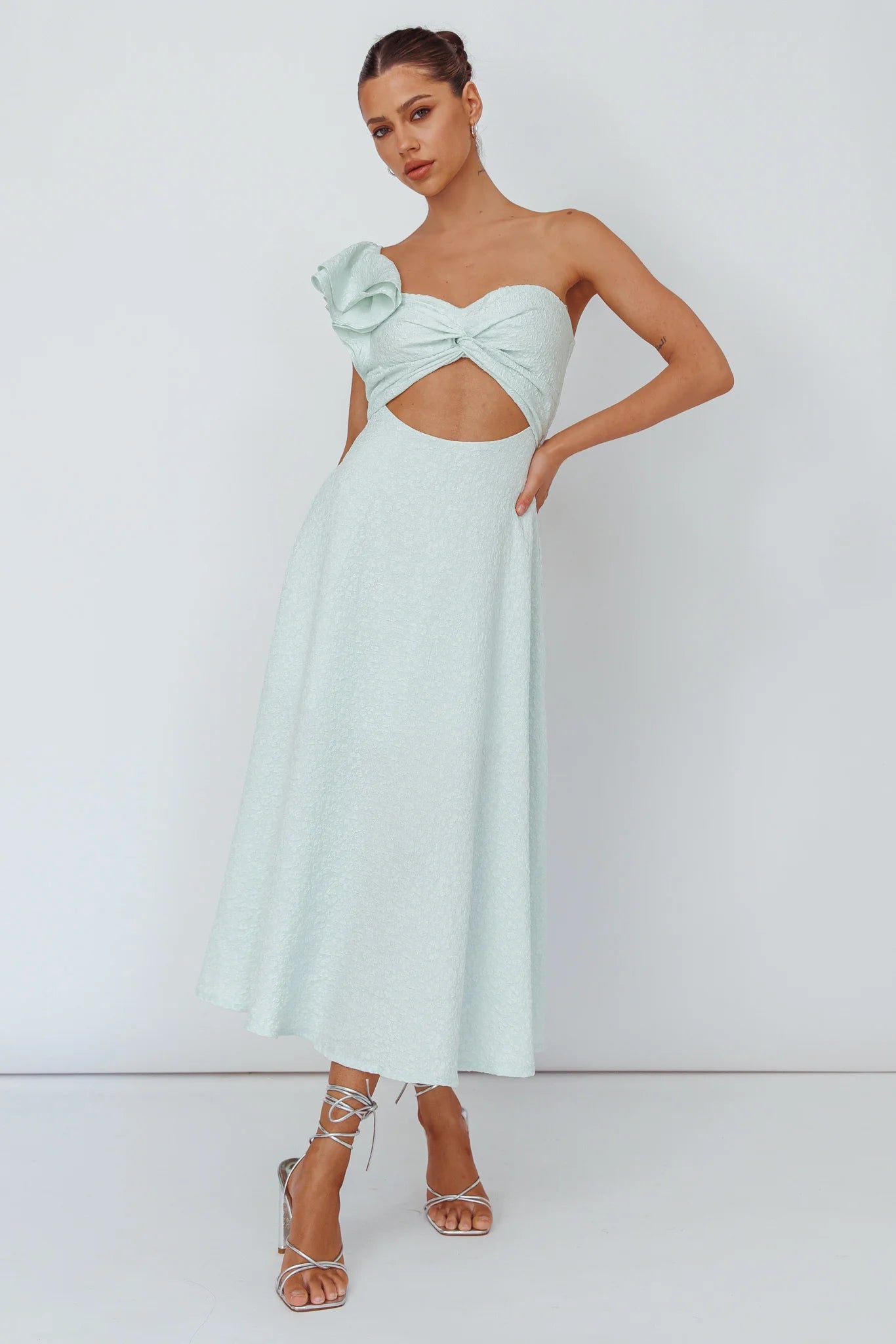 Jolina Ruffle Shoulder Midi Dress Mint