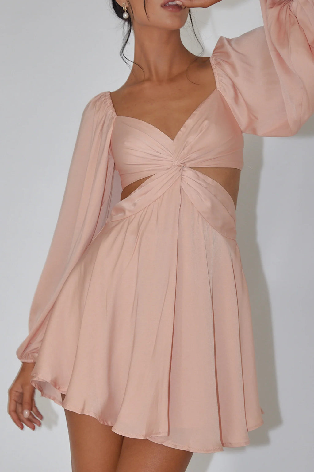 Miraya Balloon Sleeve Twist Mini Dress Peach