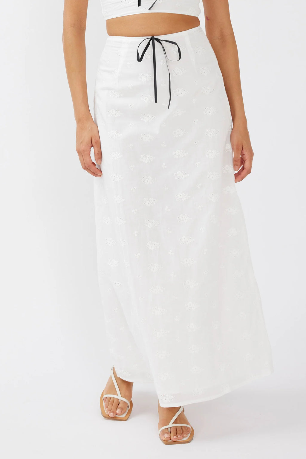Helga Eyelet Embroidery Bow Maxi Skirt White