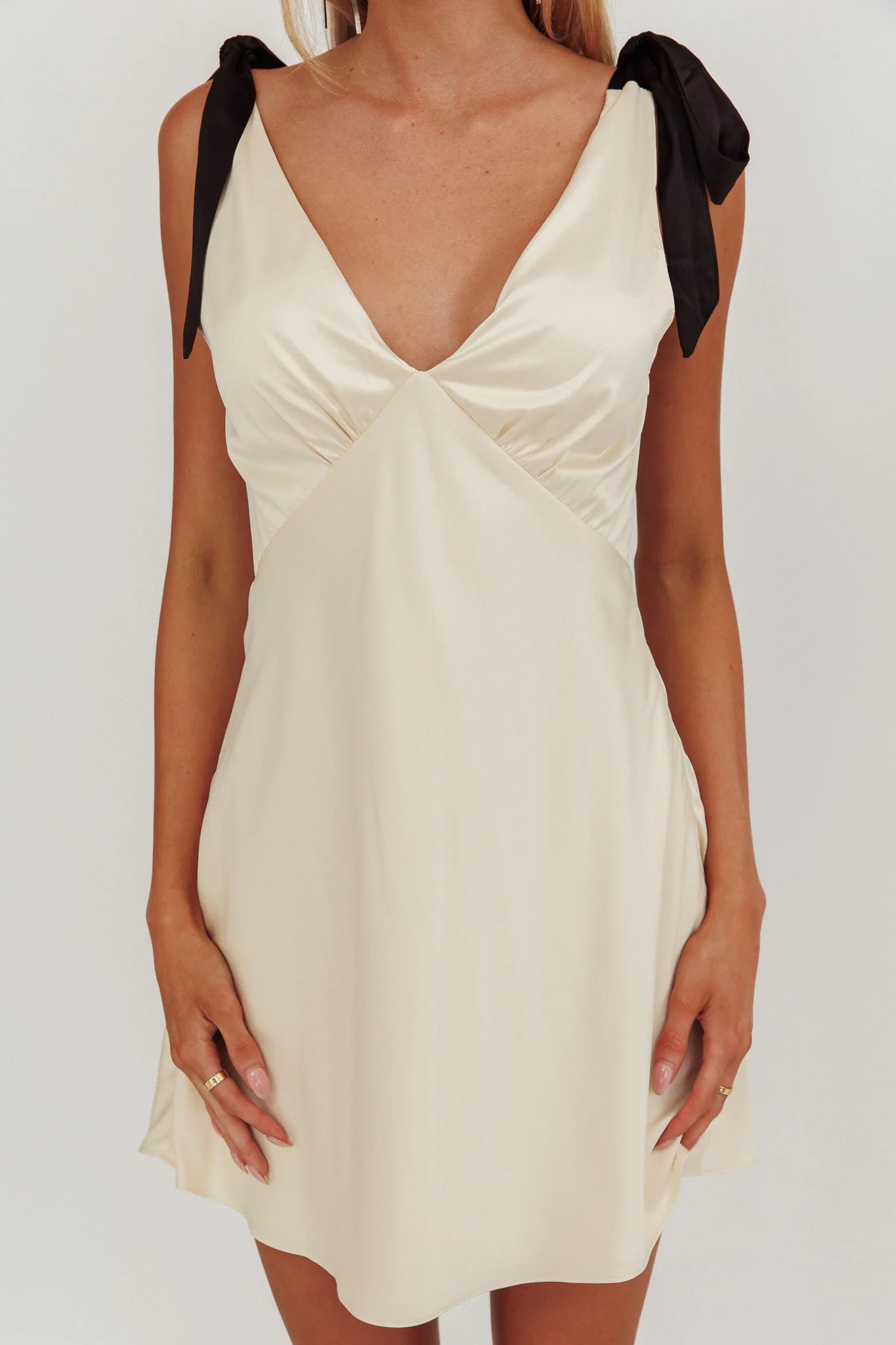 New York Minute Tied Shoulders Mini Dress Oyster