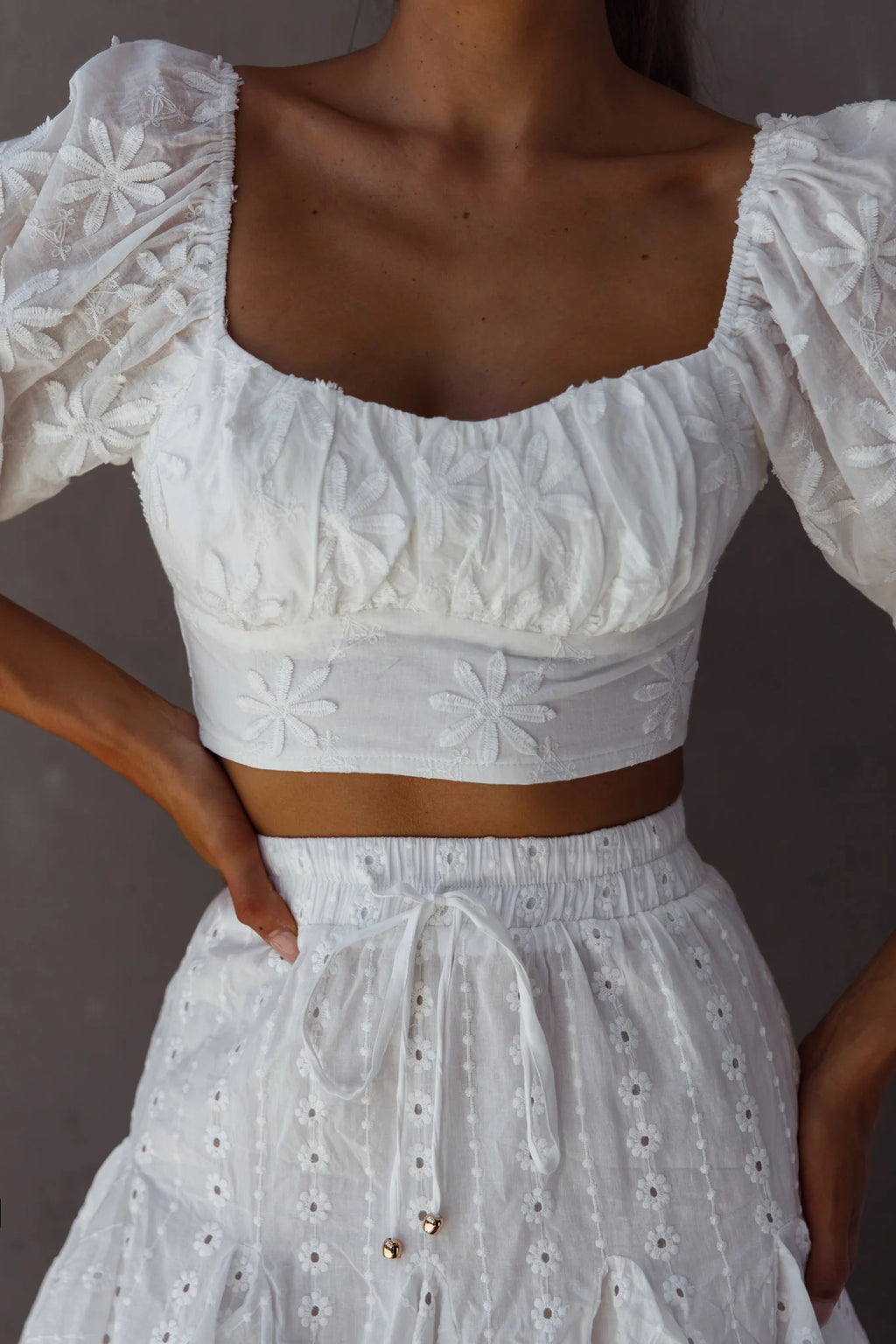 Passing By Tied Back Crop Top White