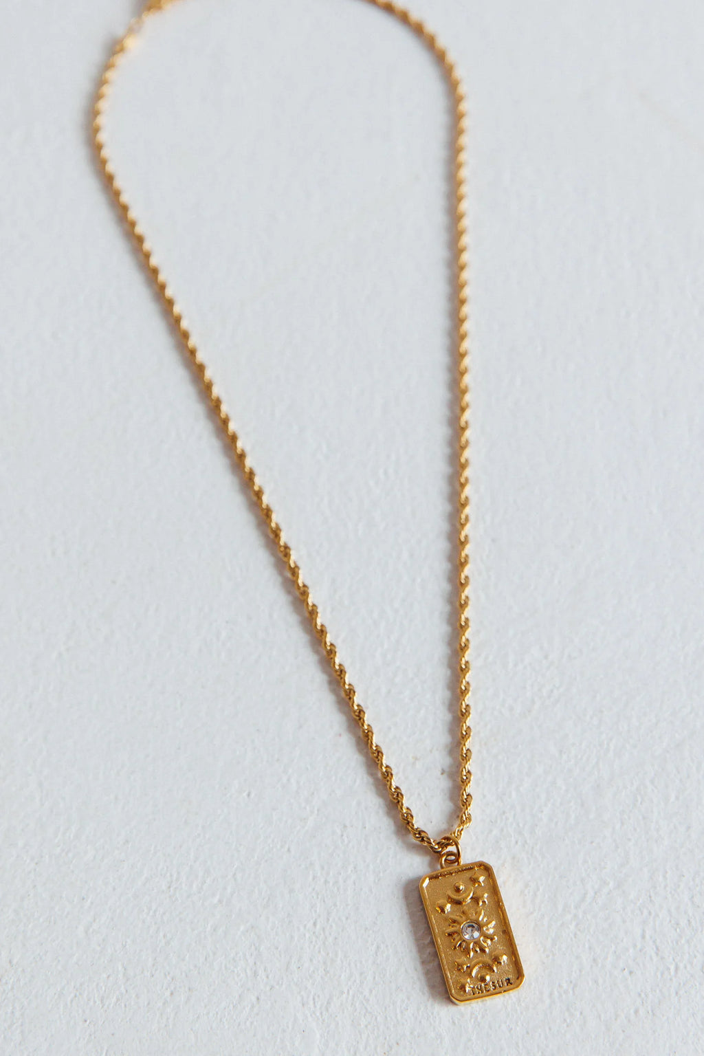 Sol Rope Chain Pendant Necklace Gold